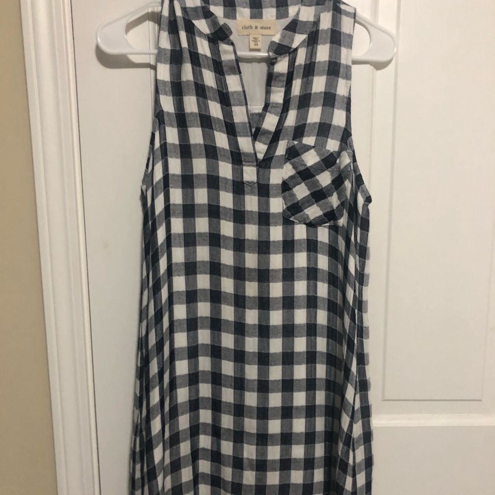 Cloth and stone dress